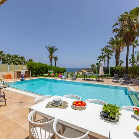 Sunnyvillas: 4br Seafront Villa*private Pool*bw44 *